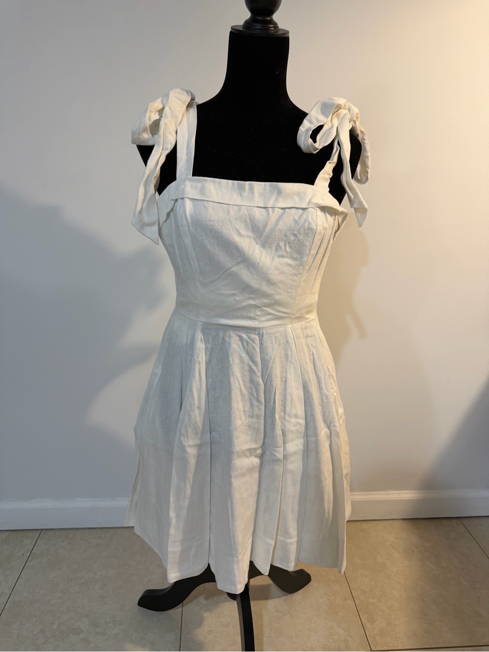NWT Vanilla Sky White Mini Dress with Tie Straps size XS